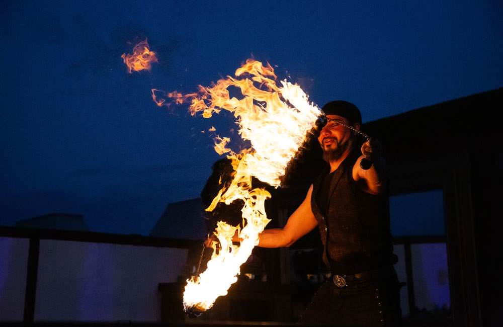 feuershow-ruegen-erwin-flammenmeer-festival-la-grange | Inselzeitung Rügen